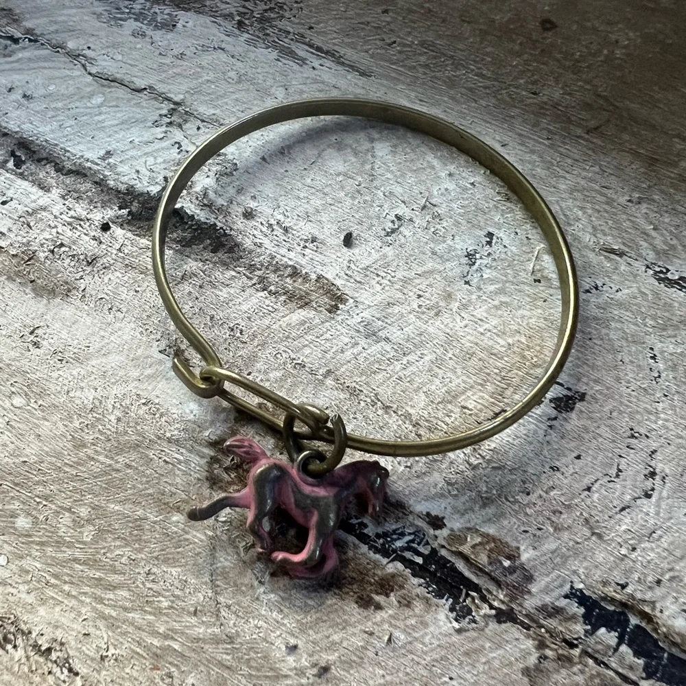 New‎ Handmade Kid’s Gold Bracelet with Pink Horse Charm